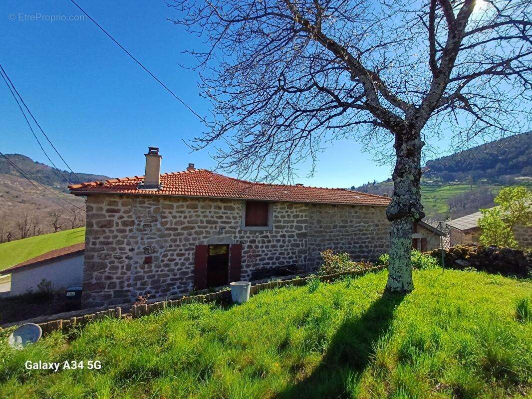 Maison en pierres de 103m² - photo 3