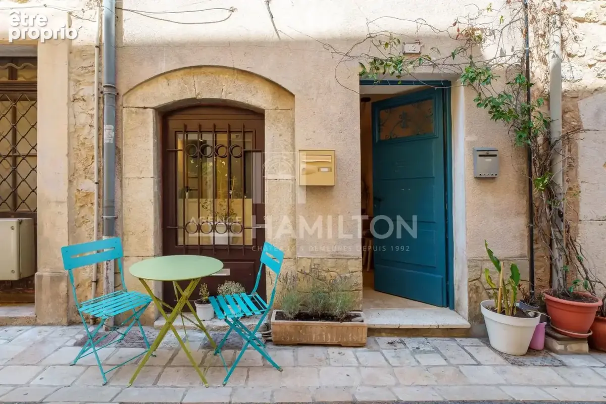 Maison à VALBONNE