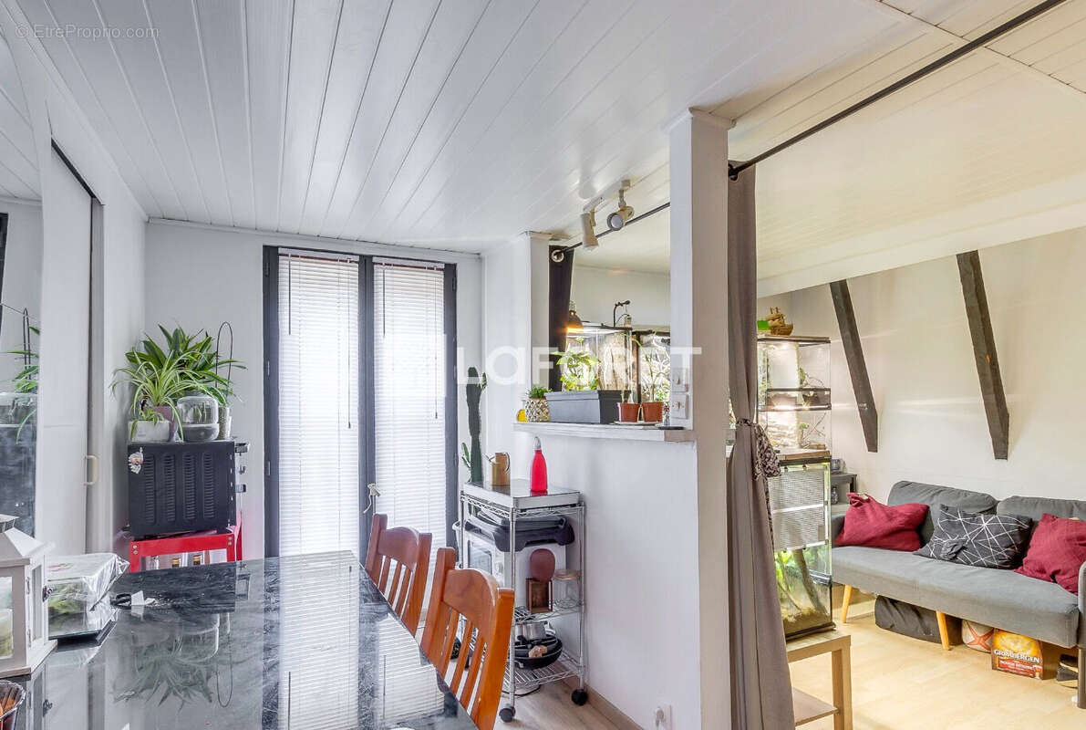 Appartement à MONS-EN-BAROEUL