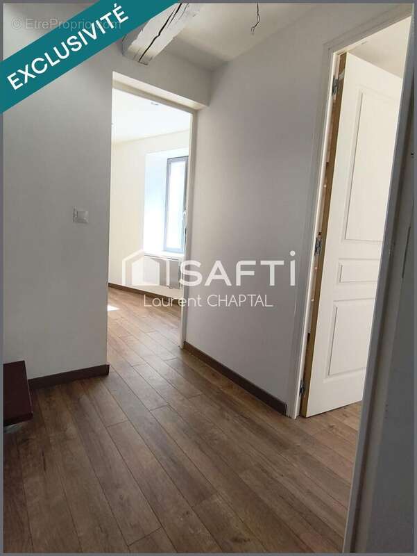 Maison 69 m² à Saint-Martin-De-Villereglan  - photo 9