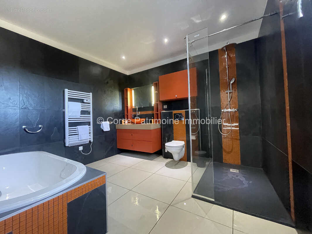 Maison à PORTO-VECCHIO