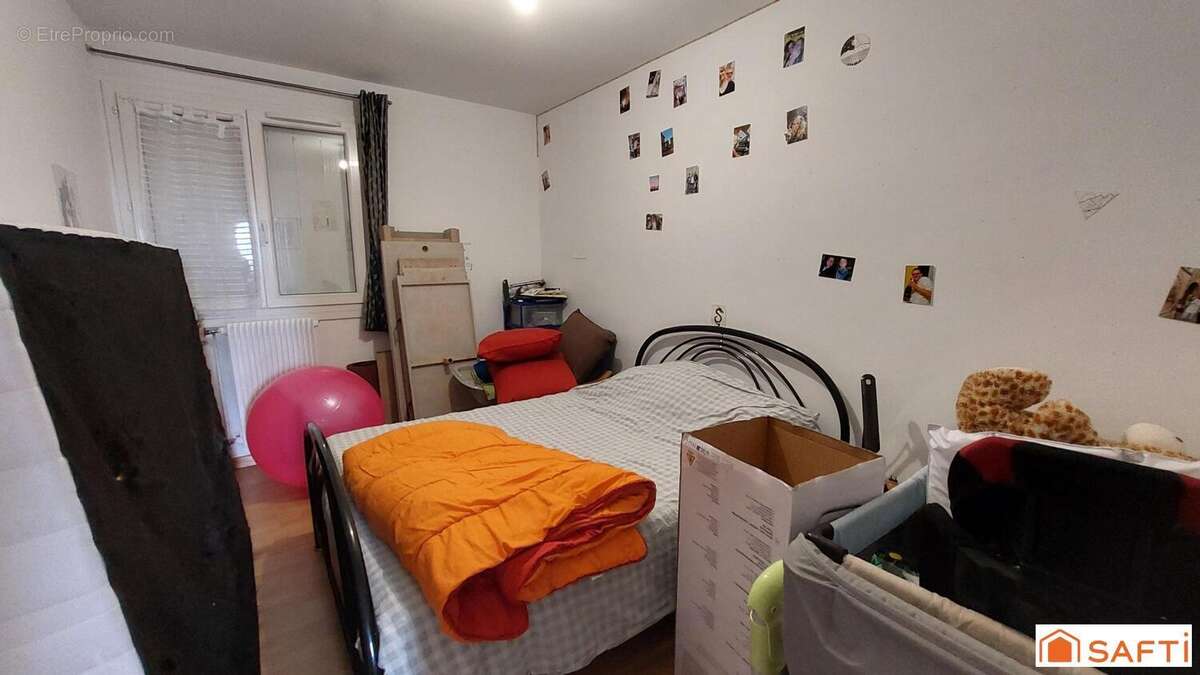 Photo 4 - Appartement à LA CHAPELLE-SAINT-MESMIN