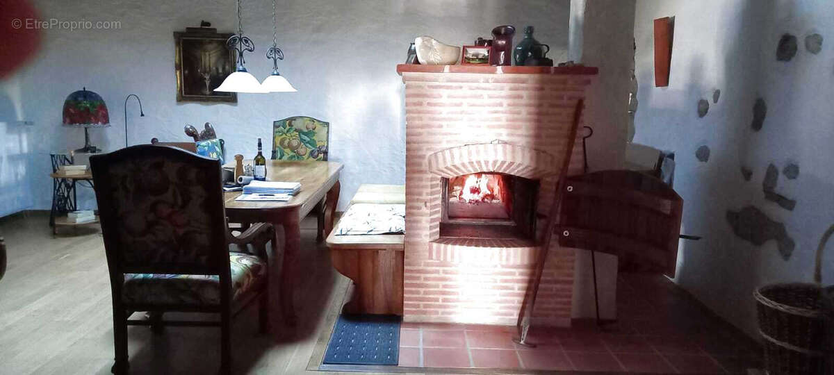 Maison à CASTELNAU-BARBARENS