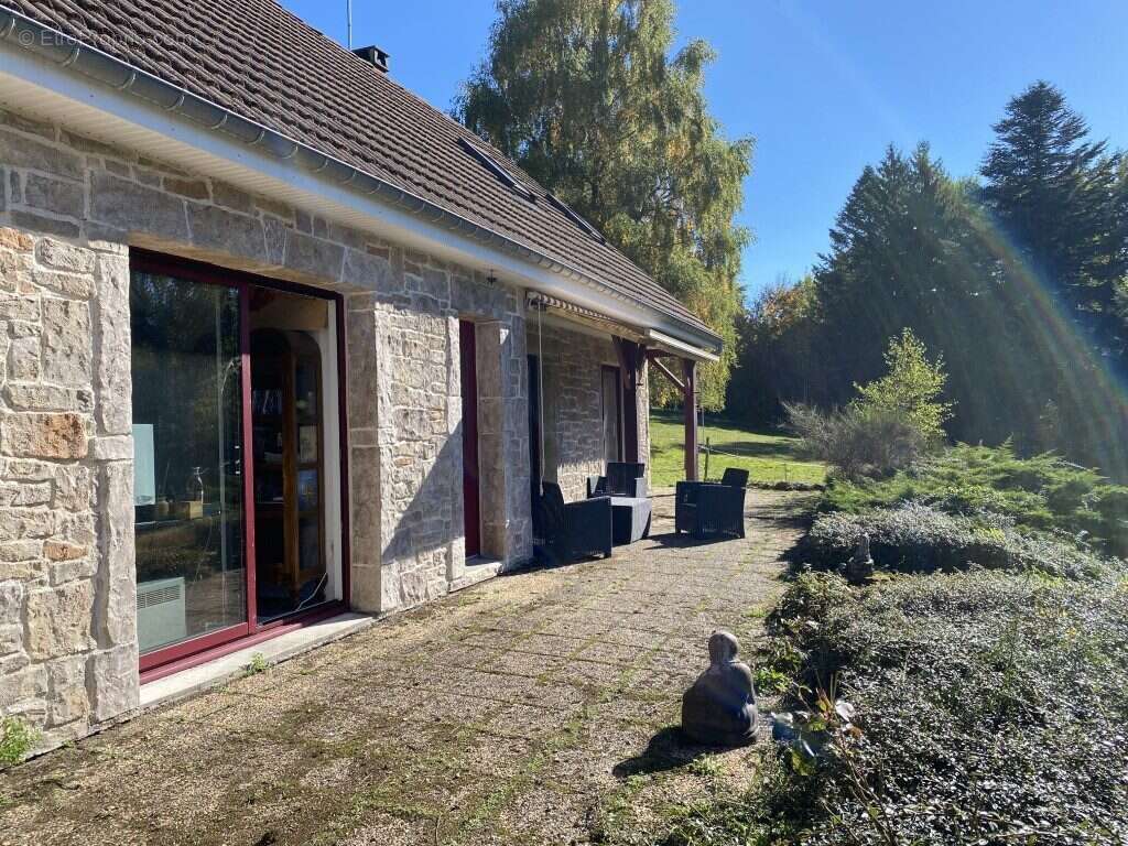 Maison à BEAUMONT-DU-LAC