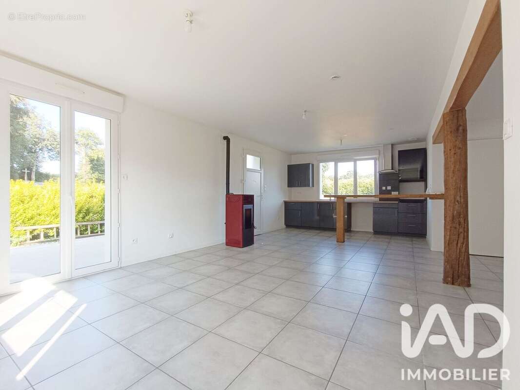 Maison 110 m² à Allineuc  - photo 6