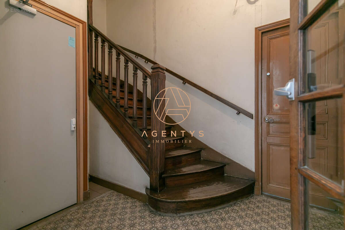 Appartement à SAINT-MAUR-DES-FOSSES