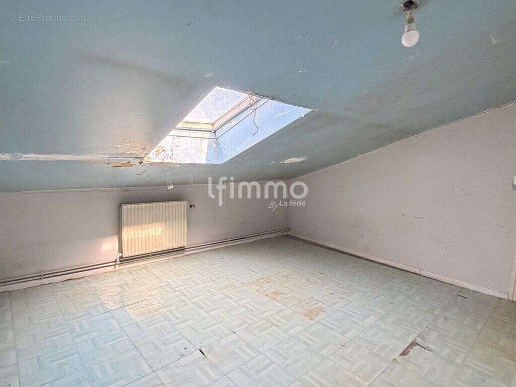 immeuble de rapport - 2 logements - 3garages - photo 14