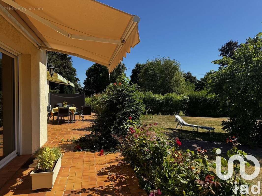 Photo 4 - Maison à SAINT-GERMAIN-DE-LUSIGNAN