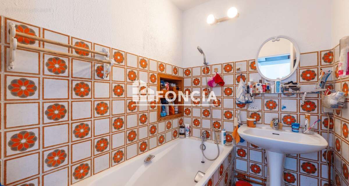 Appartement à PARIS-19E