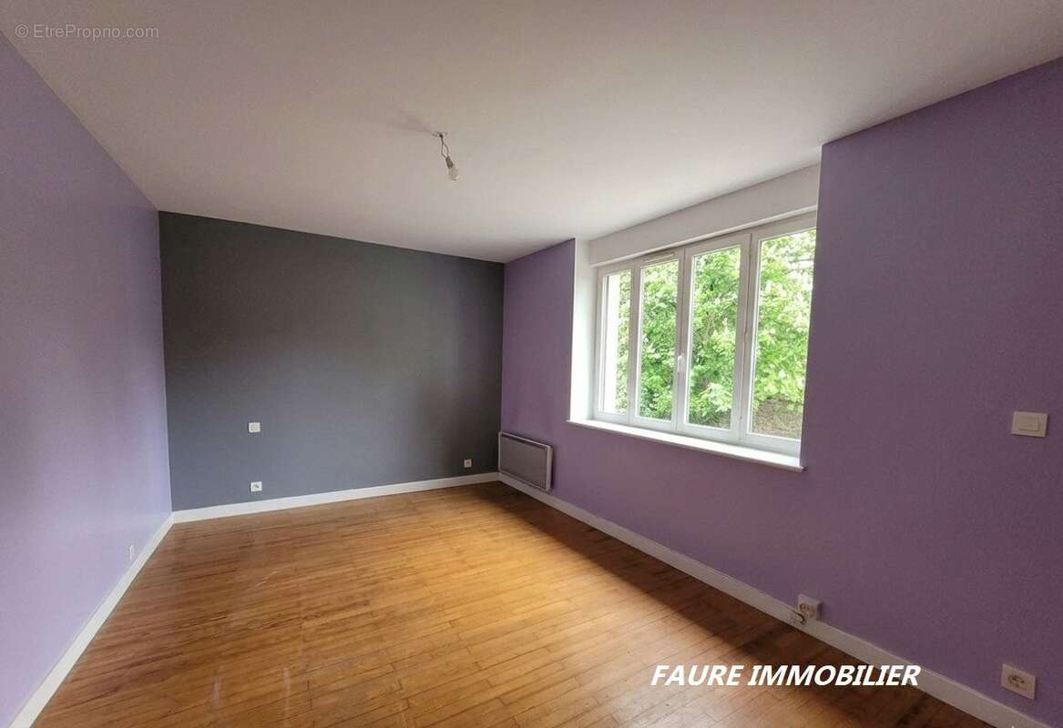 Maison à CHARVIEU-CHAVAGNEUX
