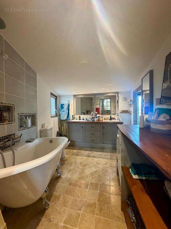 Maison de village avec piscine - photo 7
