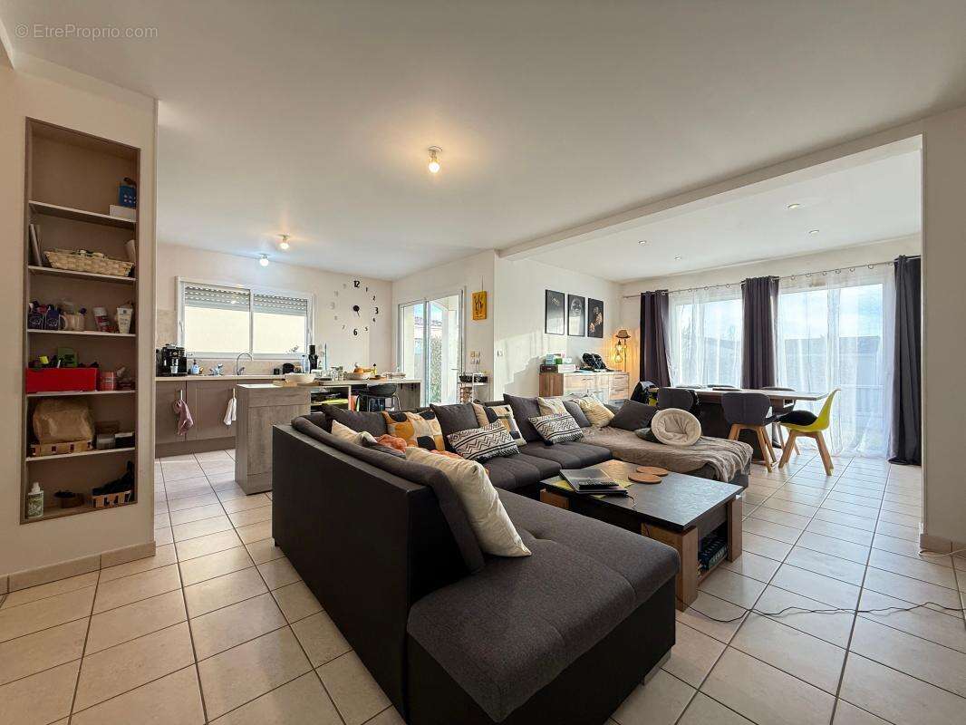 Maison à VAUX-SUR-MER