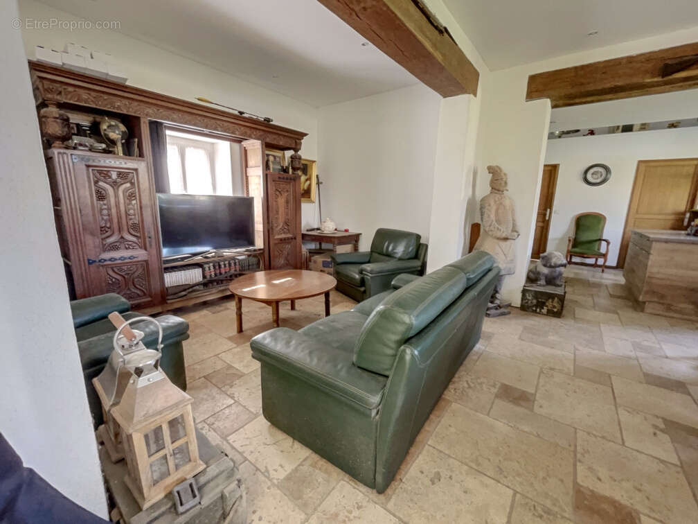 Maison à SAINT-ASTIER