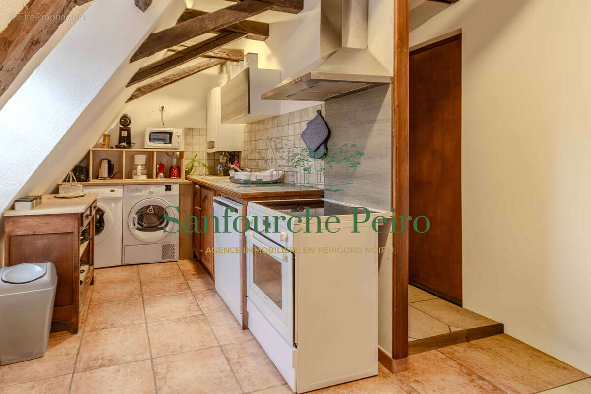 Appartement à BEYNAC-ET-CAZENAC