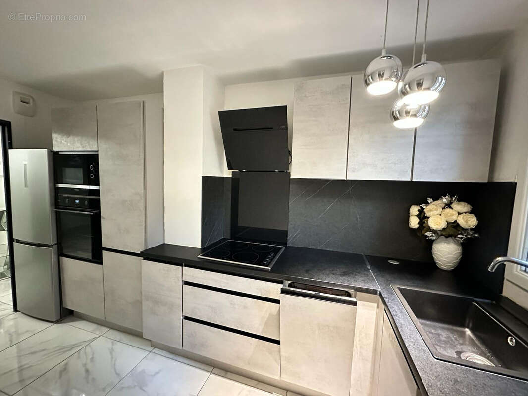 Appartement à RIS-ORANGIS