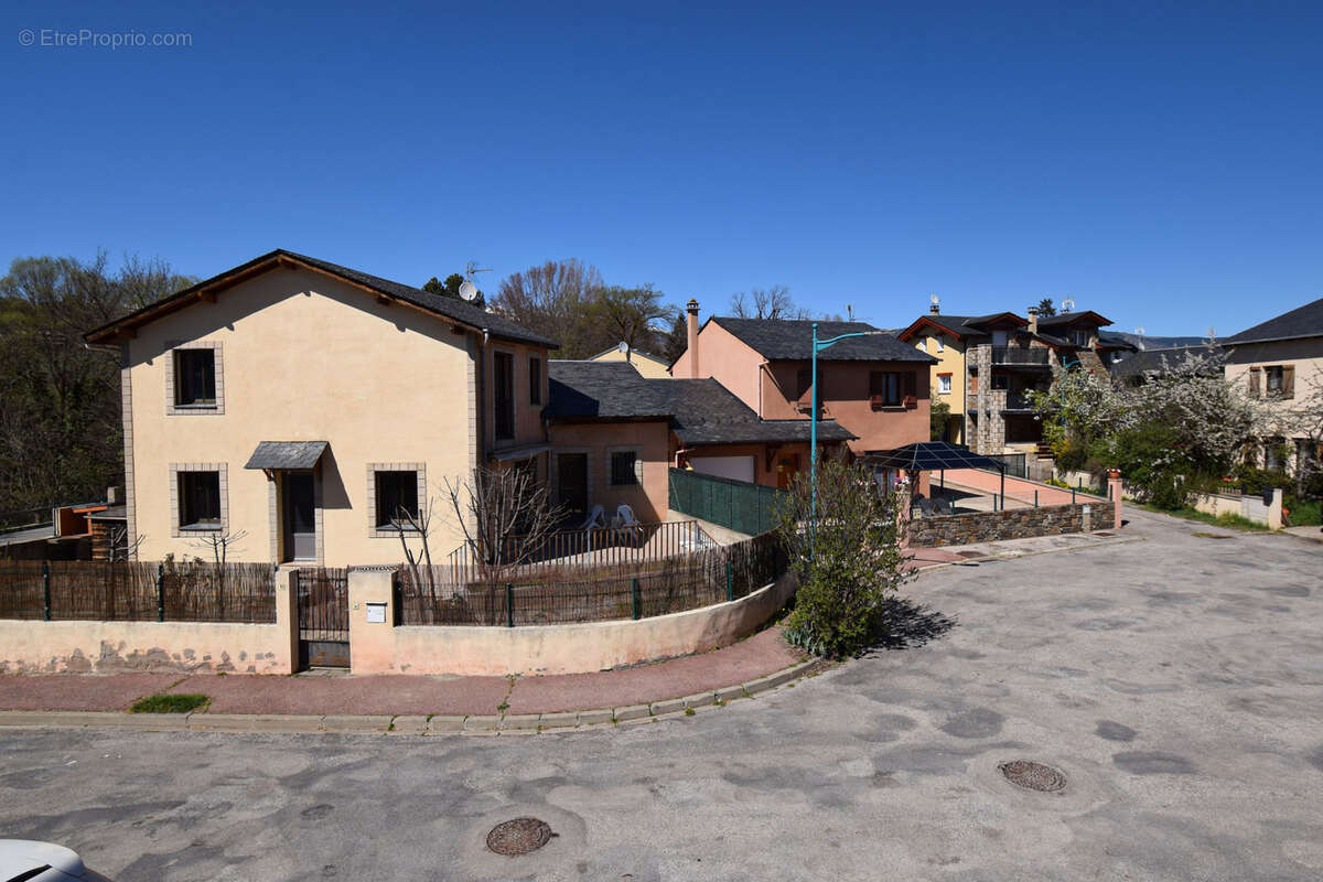 Maison à BOURG-MADAME