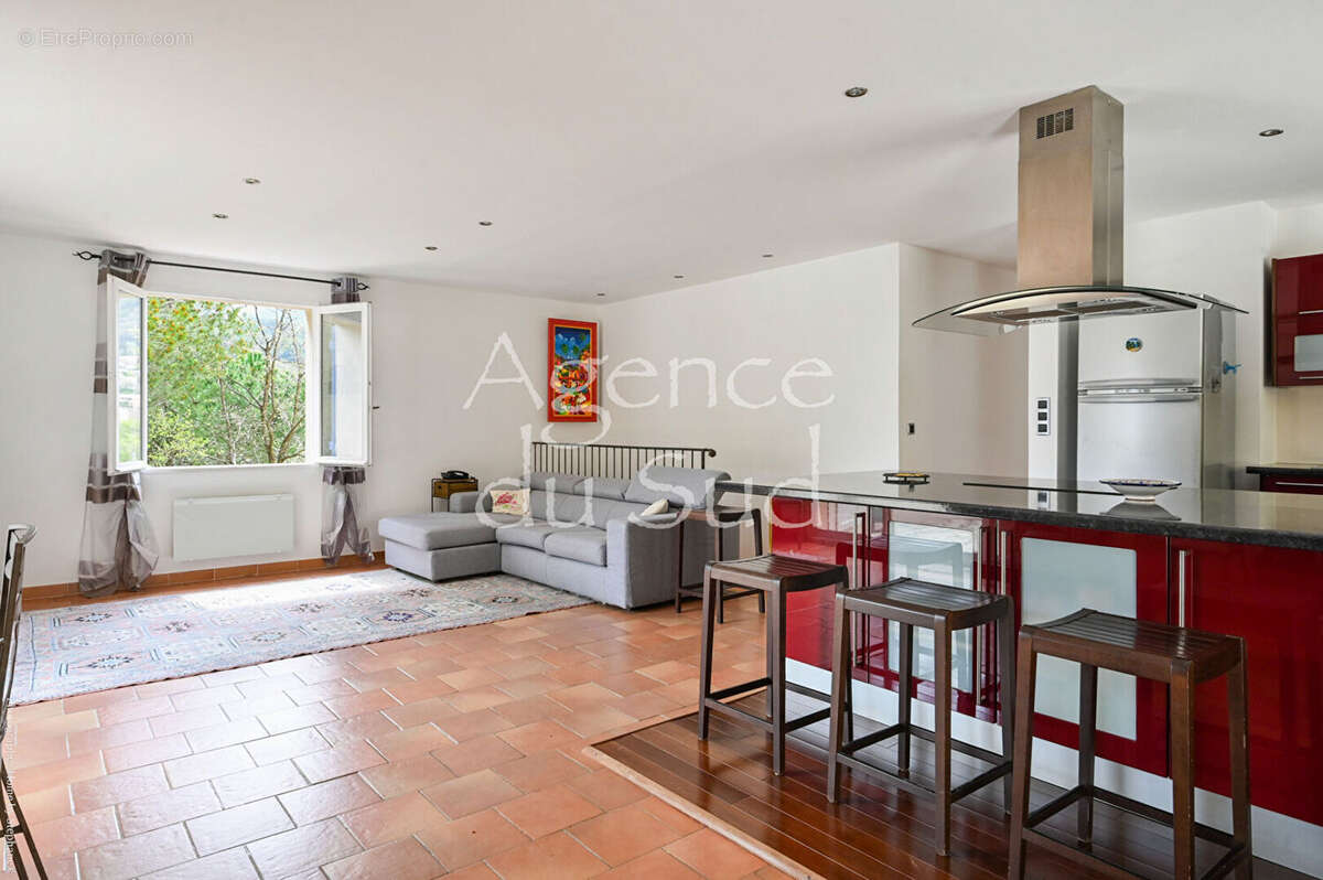 Maison à LA DESTROUSSE