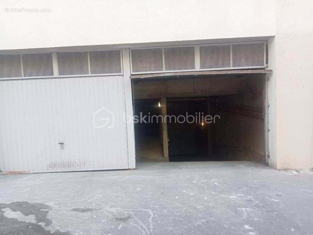 Parking à MARSEILLE-6E
