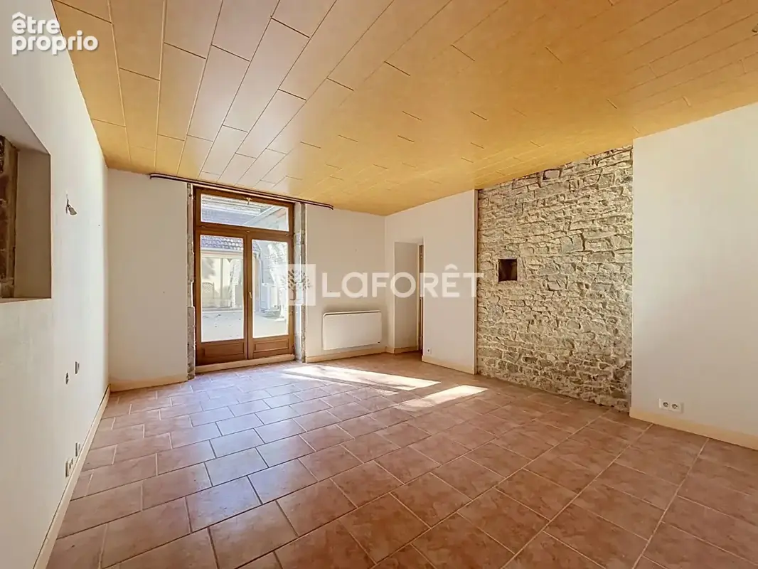 Maison Gy 8 pièce(s) 217 m2 - photo 3