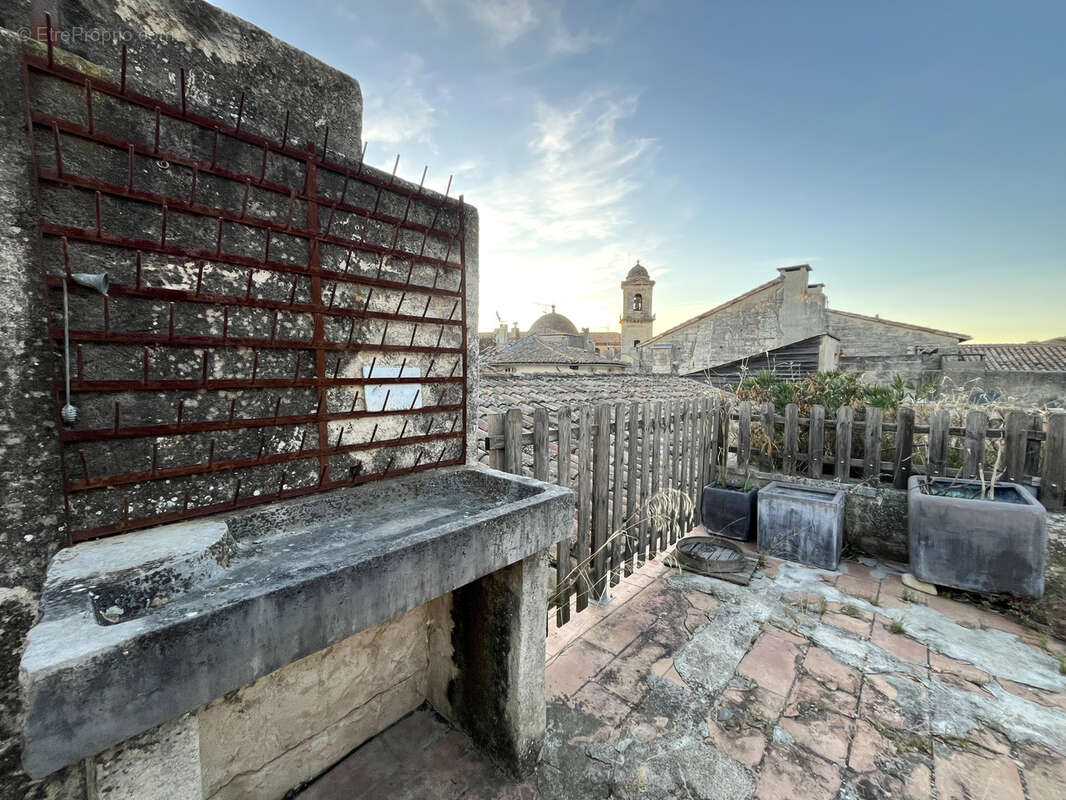 Appartement à BEAUCAIRE