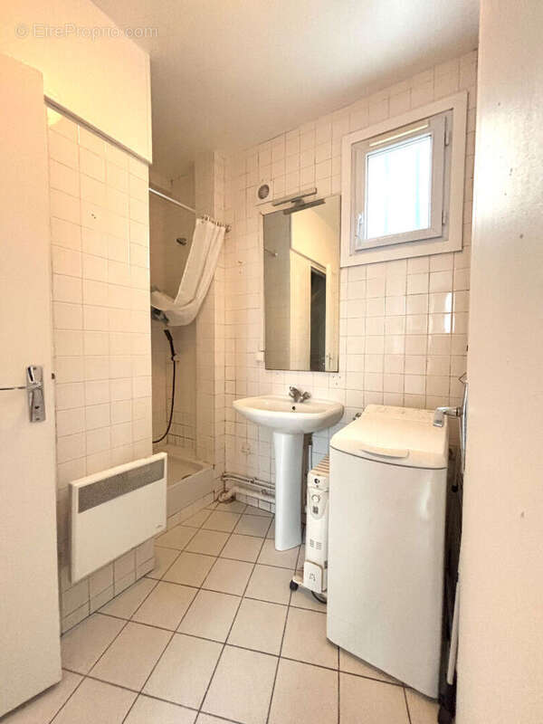 Appartement à PARIS-19E