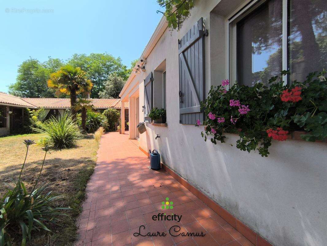 Maison à JARD-SUR-MER