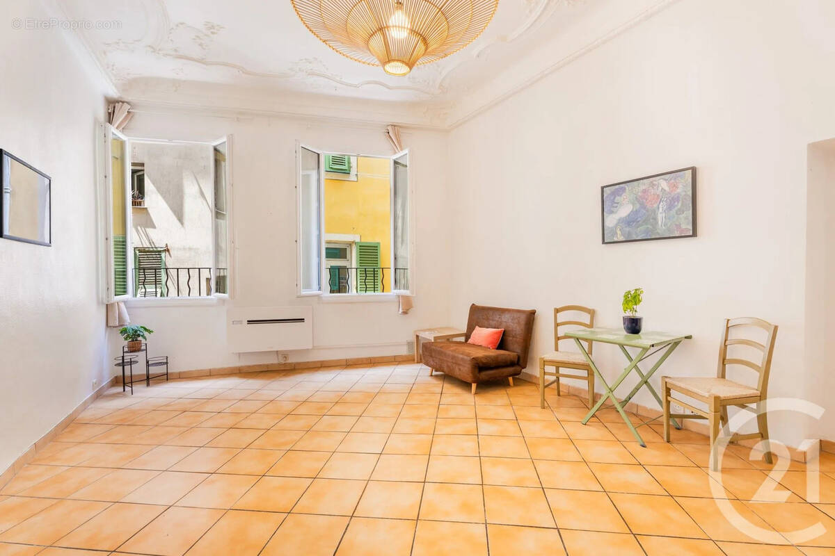 Appartement à NICE