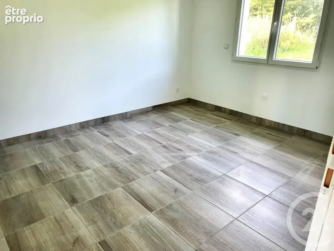 Maison 5 pièces 93 m² à vendre à Le Noyer-En-Ouche (27410) - photo 5