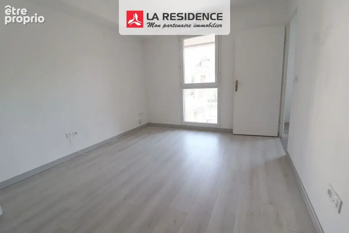Appartement 41 m² à Argenteuil  - photo 2