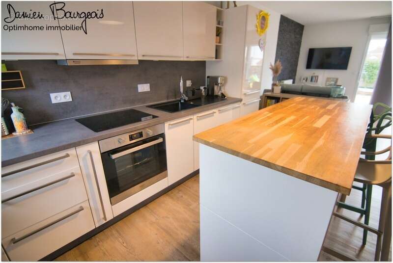 Maison à SAINT-GENIS-POUILLY