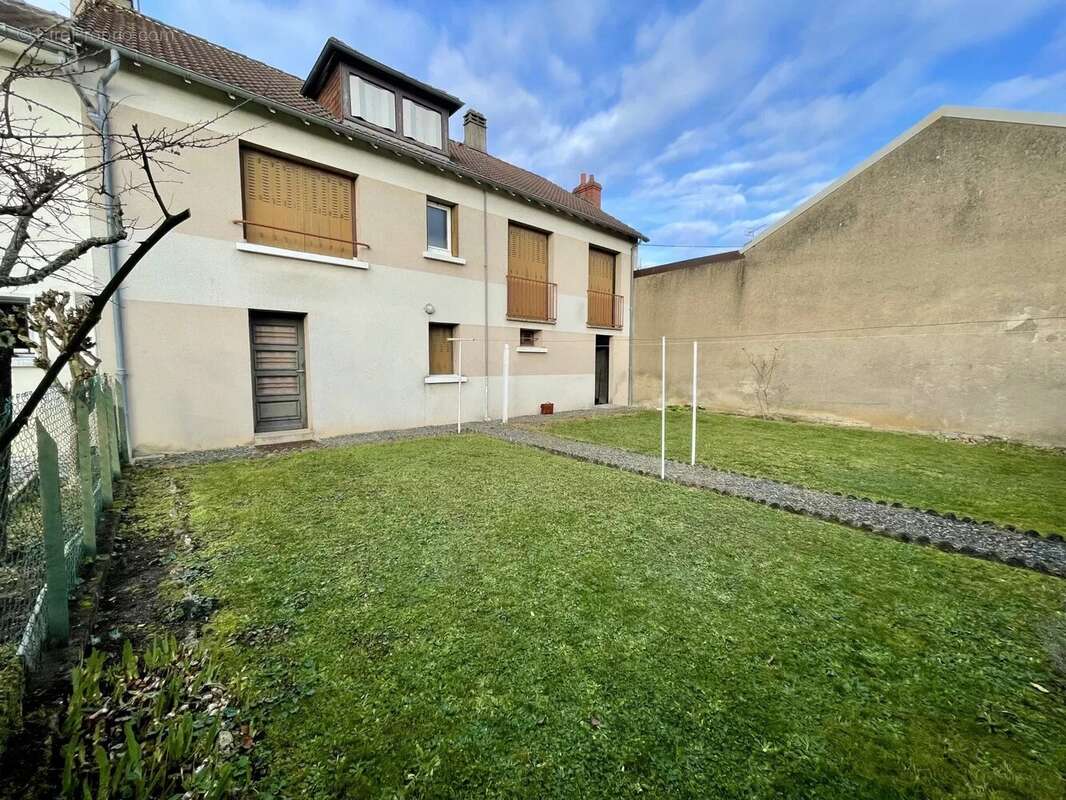 Maison à CHATEAUROUX