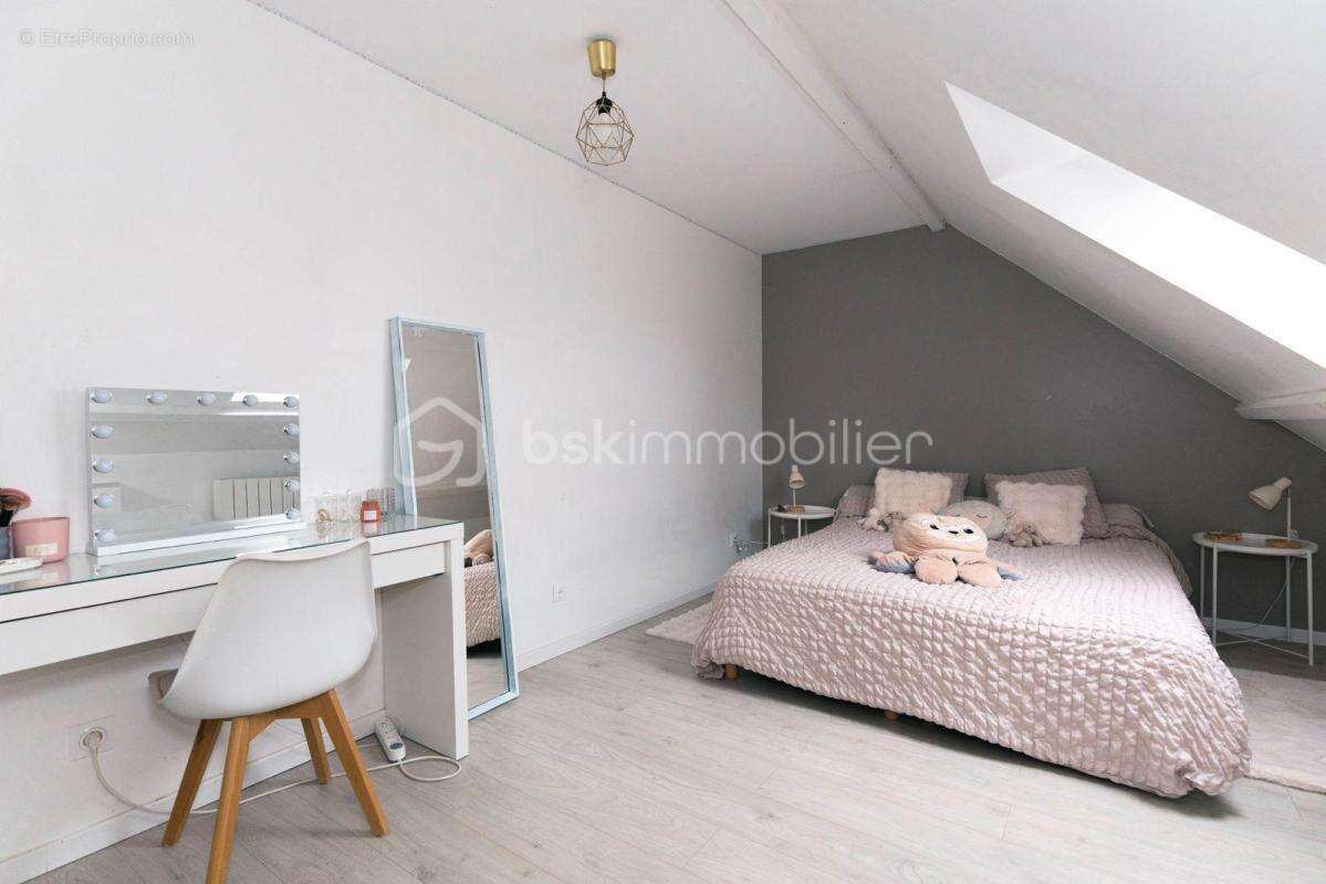 Maison 6 pièces - 4 chambres - 113,01m² - photo 15