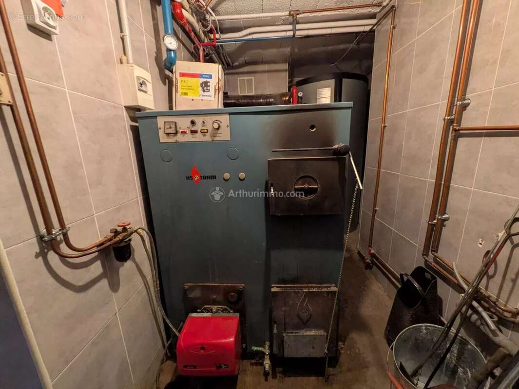 Maison à NEUFCHATEAU