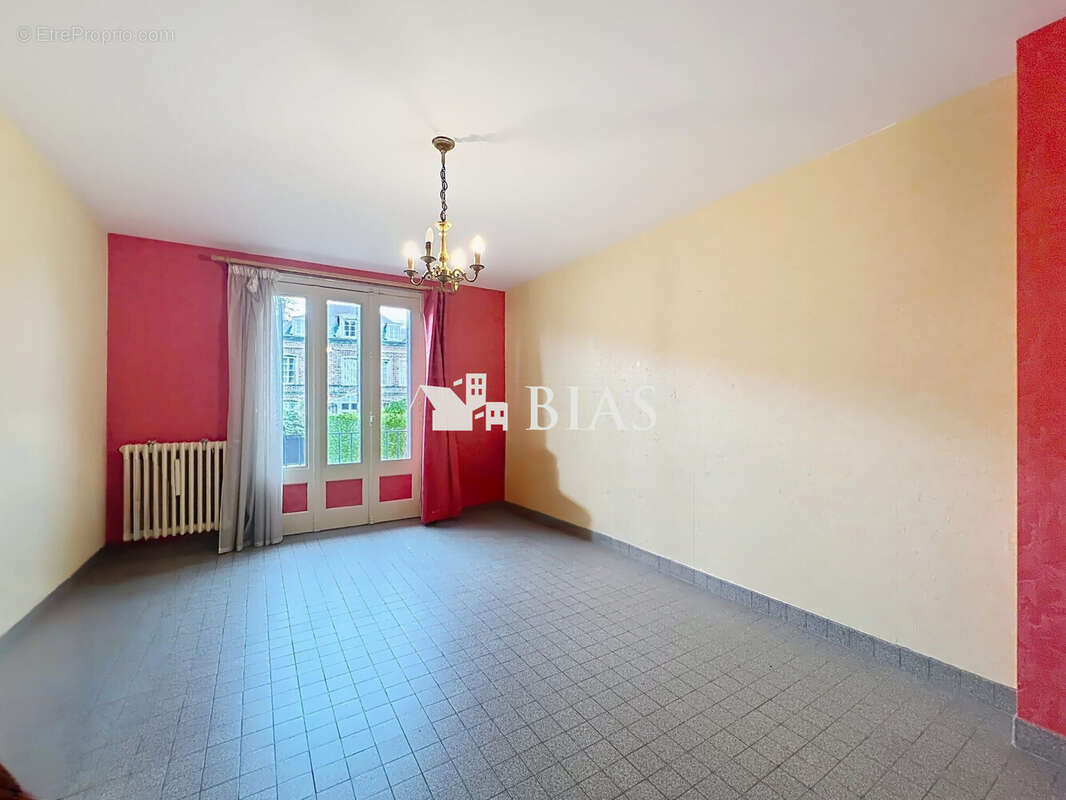 Maison 252 m² à Bernay  - photo 6