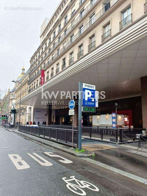 Parking PARIS 09 - photo 3