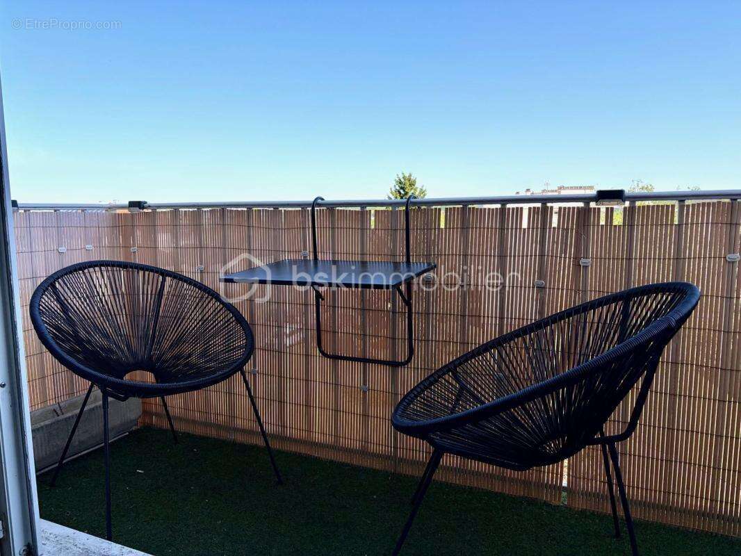 Appartement à NOZAY