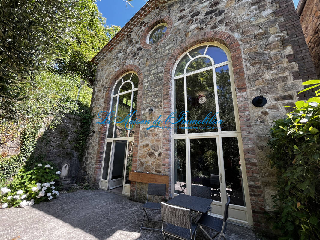 Maison à MOLIERES-SUR-CEZE