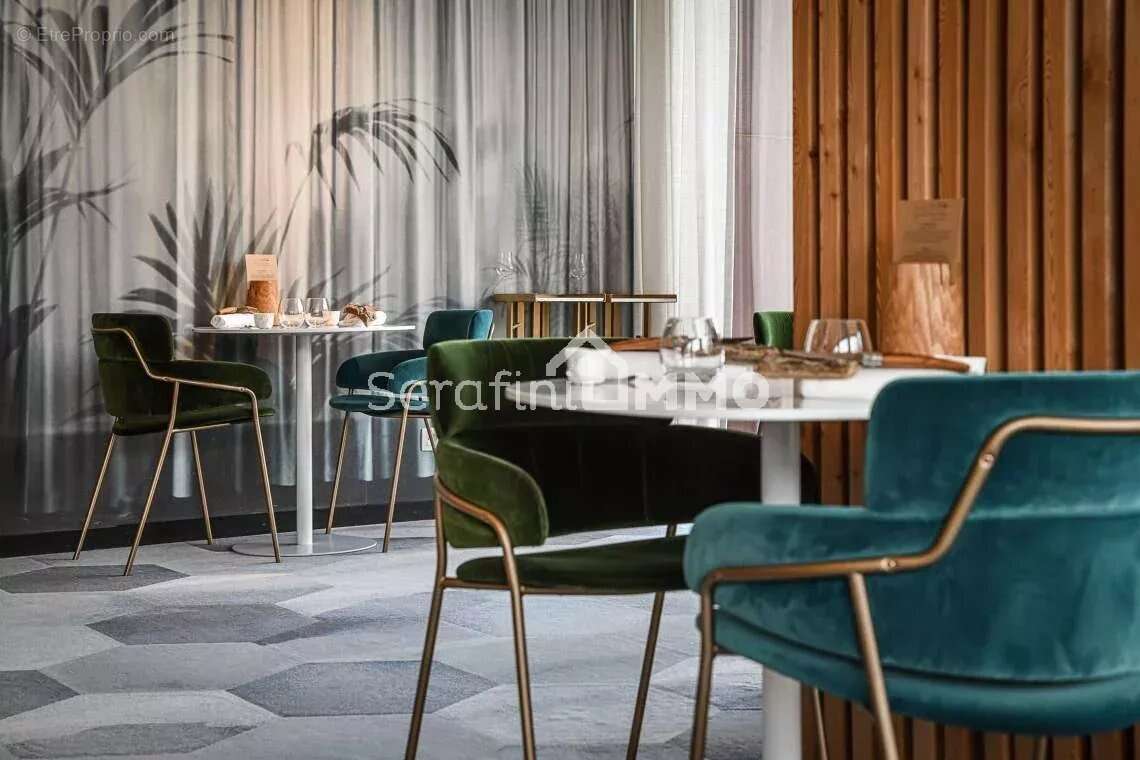 Commerce à ANNECY-LE-VIEUX