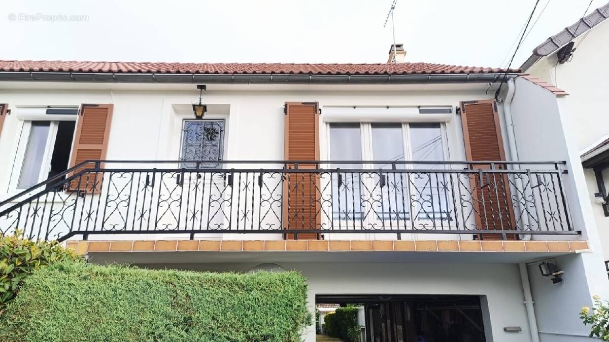 Maison à YERRES