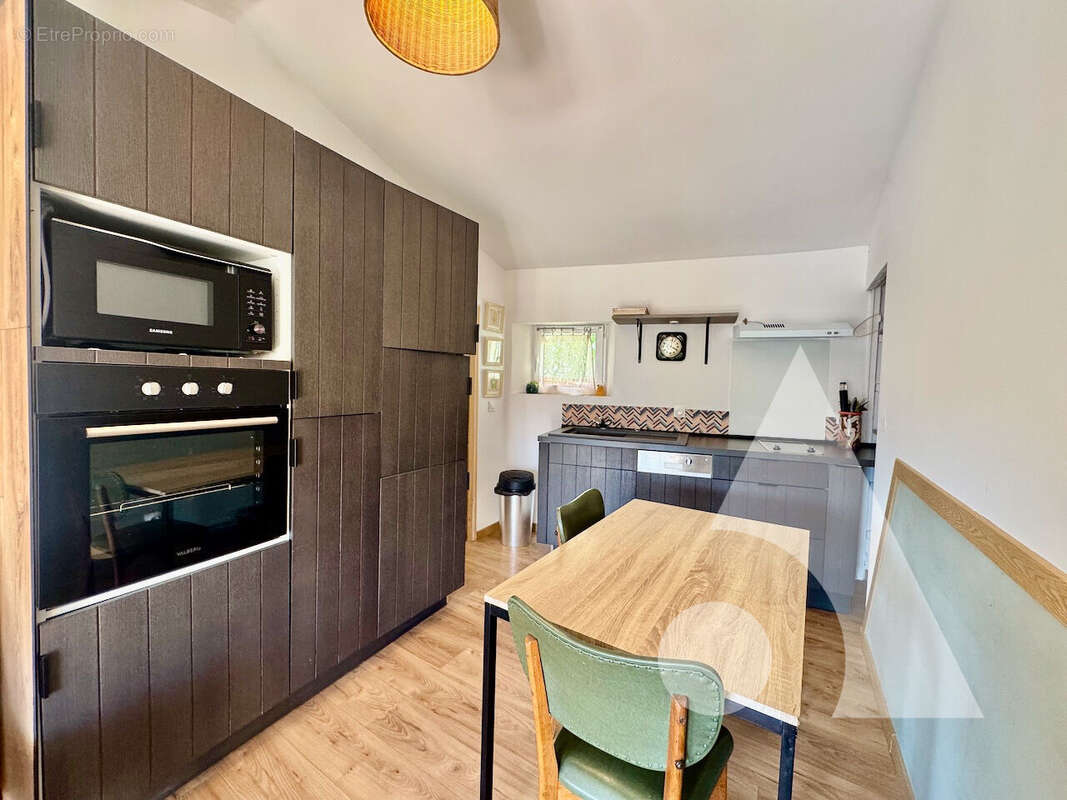 Maison à VILLECROZE