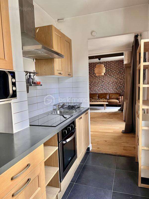 Appartement à PARIS-19E