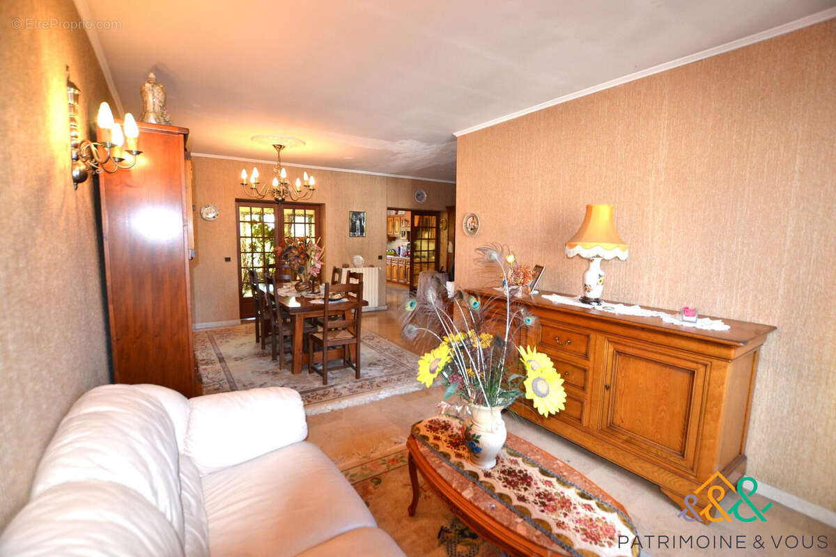 Maison à LE PERREUX-SUR-MARNE