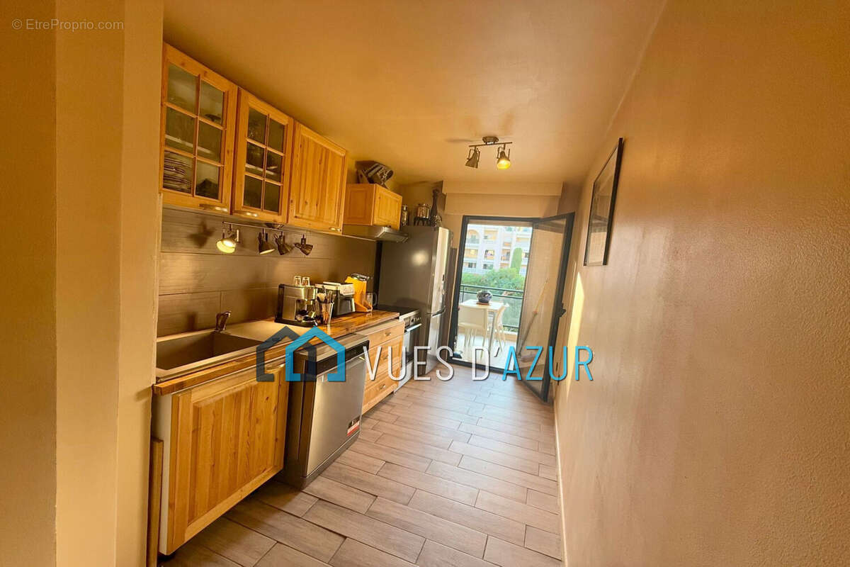 Appartement à LE CANNET