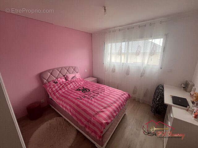Maison 185 m² à Agen-D'aveyron  - photo 7