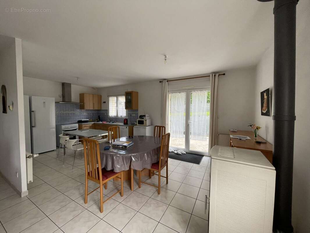 Maison à MAYENNE