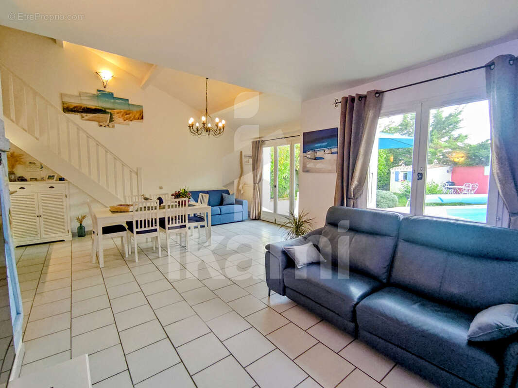 Maison à SAINT-MARCEL-LES-VALENCE