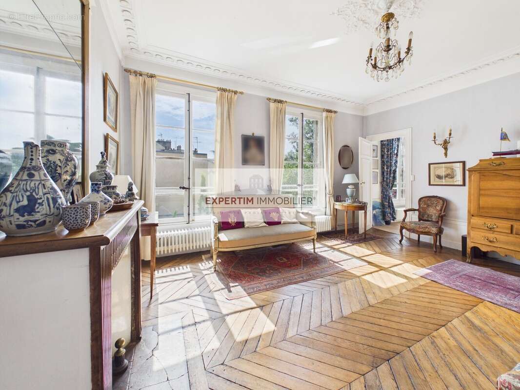 Appartement à VERSAILLES
