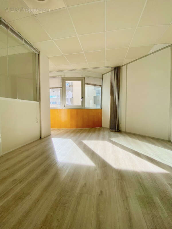 Commerce à BORDEAUX