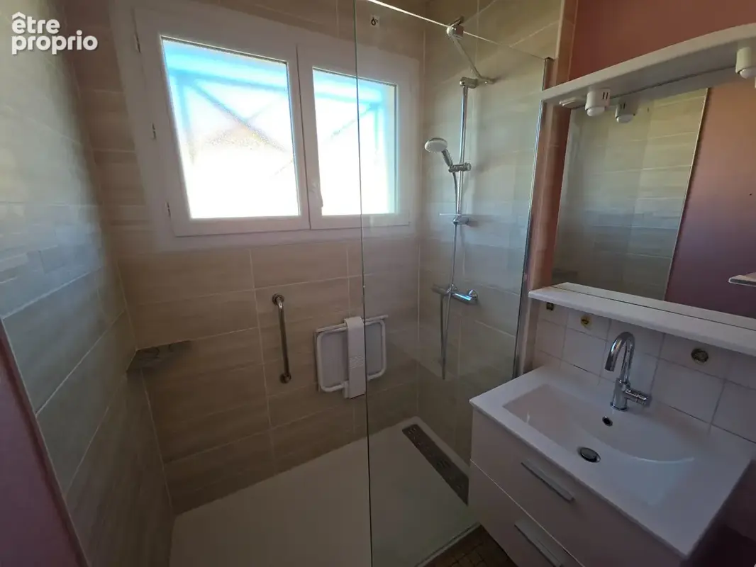 A vendre, maison à Varennes Vauzelles, 2 chambres, jardin, sous-sol. - photo 3
