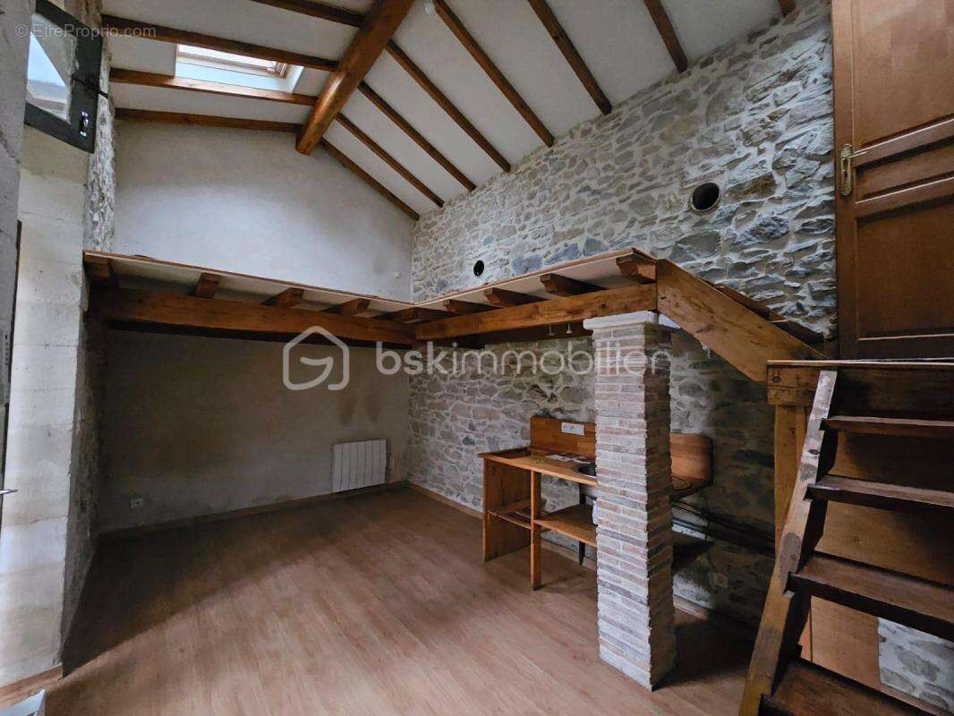  Maison de charme 180 m² + dépendance + jardin - photo 2
